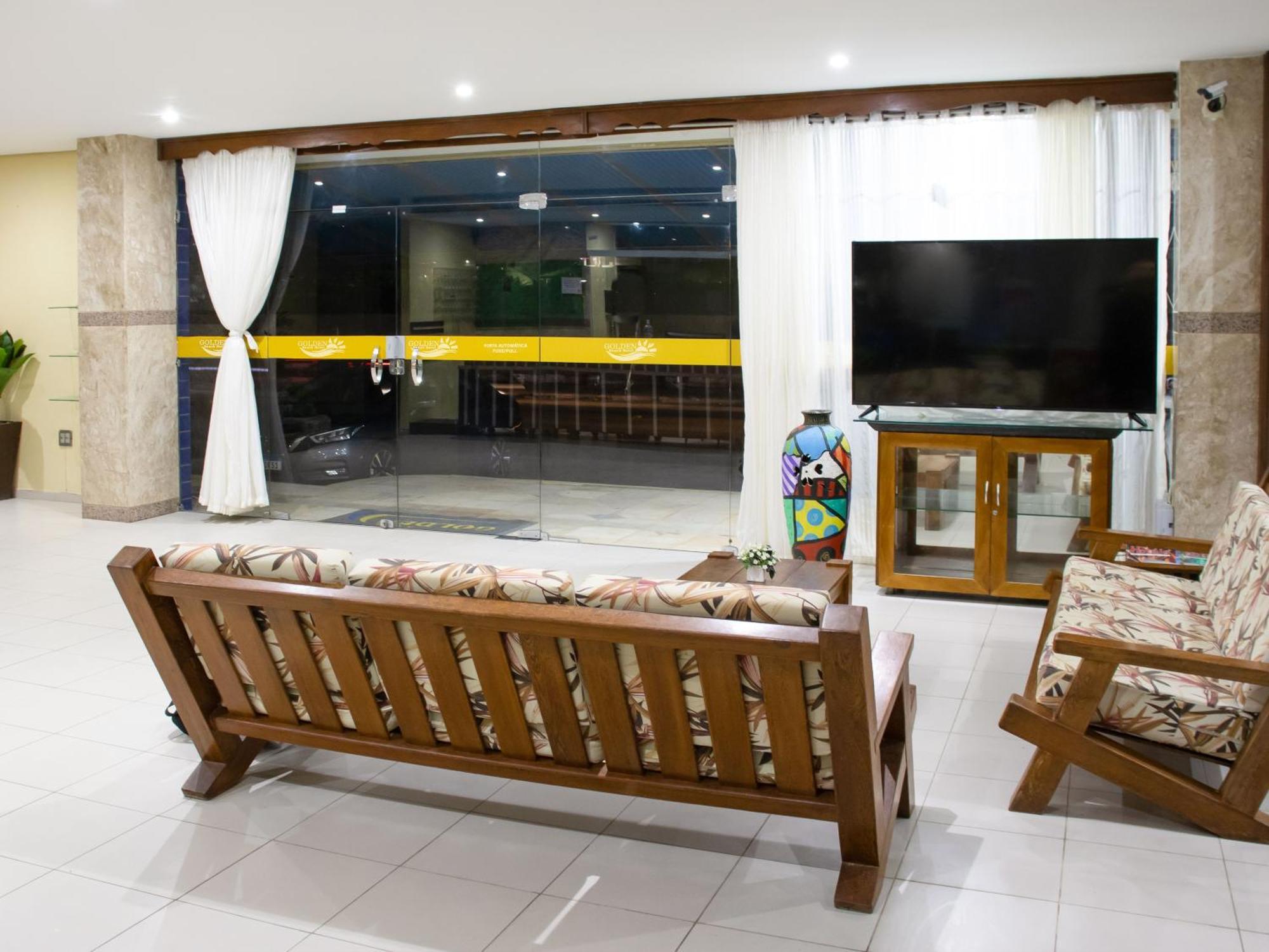 Golden Hotel 3*